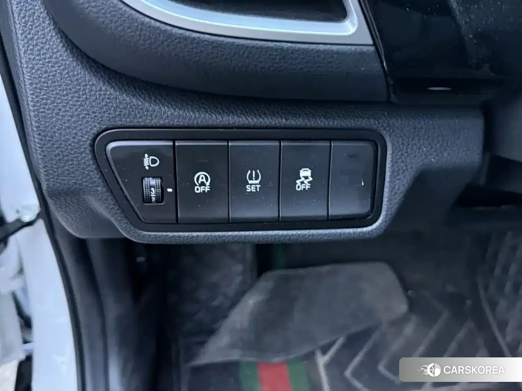 Kia Seltos 2023 Белый из Китая