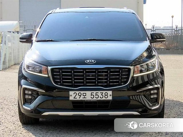 Kia The New Carnival 2018 Черный из Кореи
