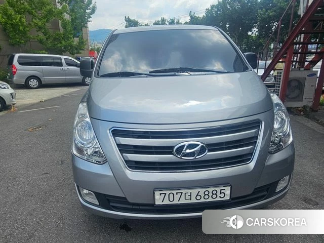 Hyundai The New Grand Starex 2018 Серебряный из Кореи
