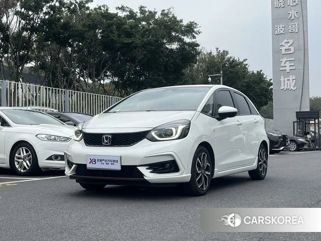 Honda LIFE 2023 Белый из Китая