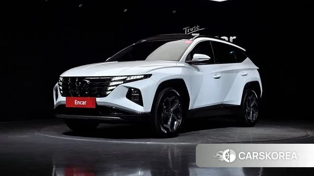 Hyundai Tucson (NX4) 2023 Белый из Кореи