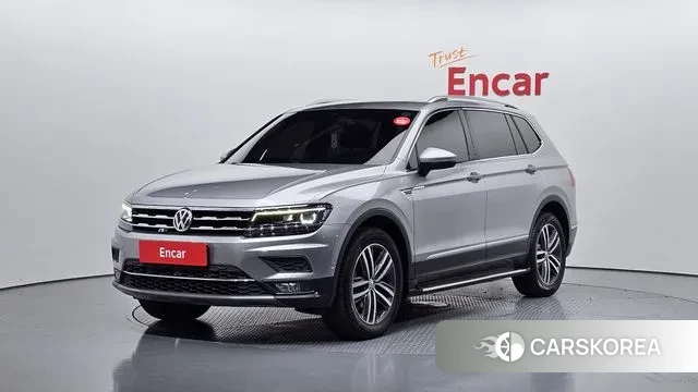 Volkswagen Tiguan Allspace 2020 Серебристо-серый из Кореи