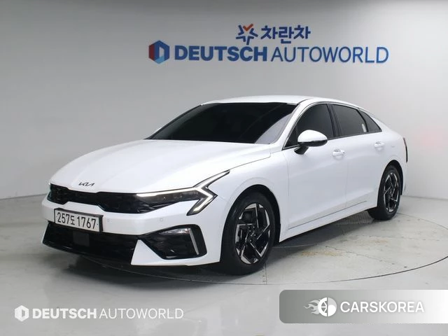 Kia The New K5 3rd generation 2024 Белый из Кореи