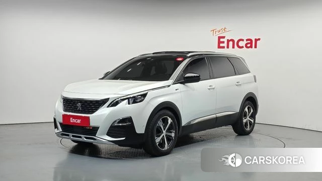 Peugeot 5008 second generation 2021 Белый из Кореи