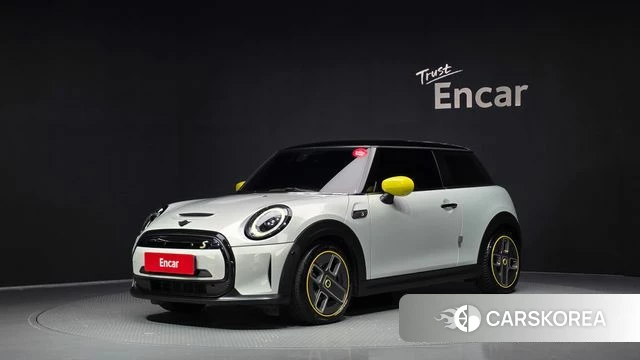 Mini Cooper Electric 2023 Серебряный из Кореи