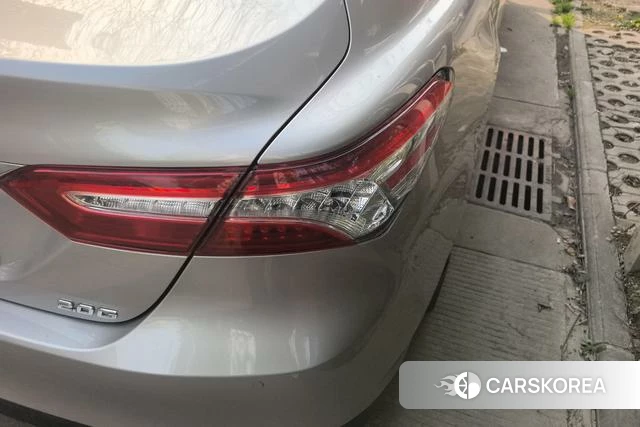 Toyota Camry 2023 Шампань из Китая