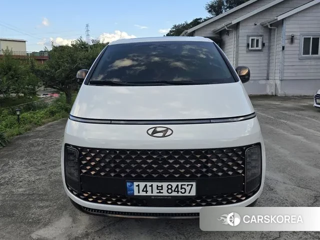 Hyundai Staria 2021 Белый из Кореи