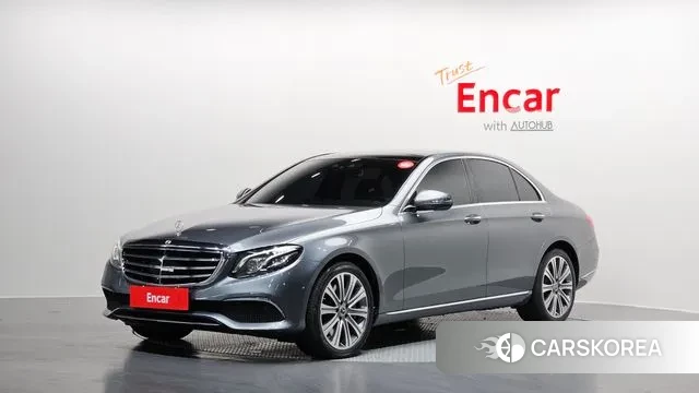 Mercedes-Benz E-Class W213 2020 Серый из Кореи