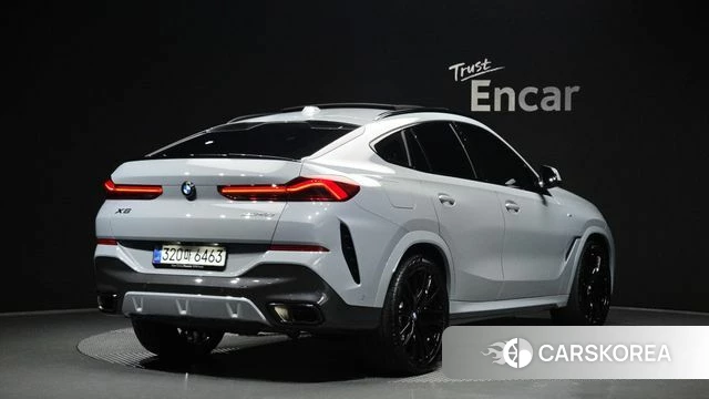 BMW X6 (G06) 2026 Серебристо-серый из Кореи