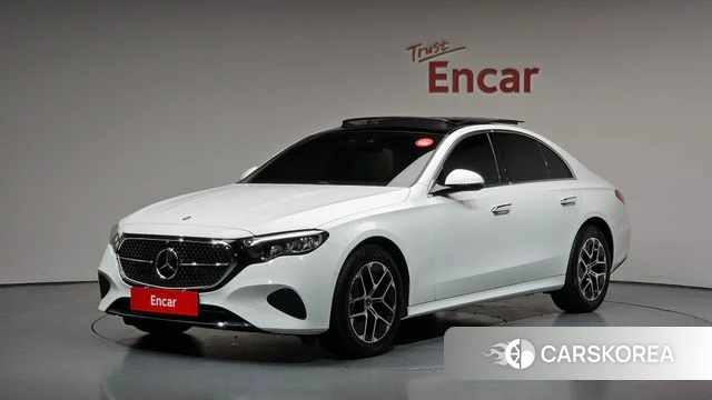 Mercedes-Benz E-Class W214 2026 Белый из Кореи