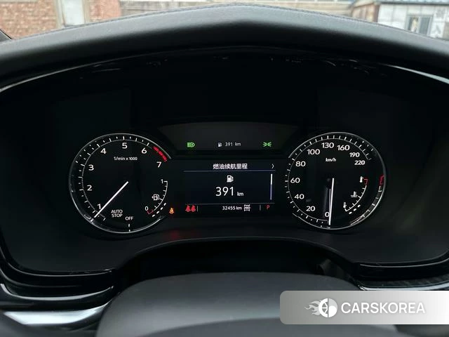 Cadillac XT6 2023 Белый из Китая