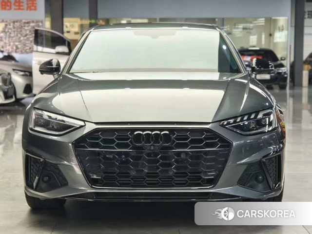 Audi A4L 2024 Темно-серый из Китая