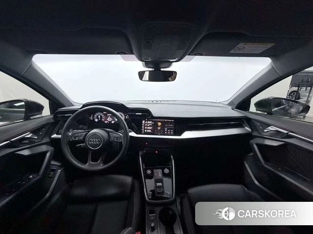 Audi A3 2022 Темно-серый из Китая