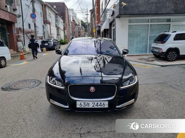 Jaguar XF (X260) 2018 Черный из Кореи