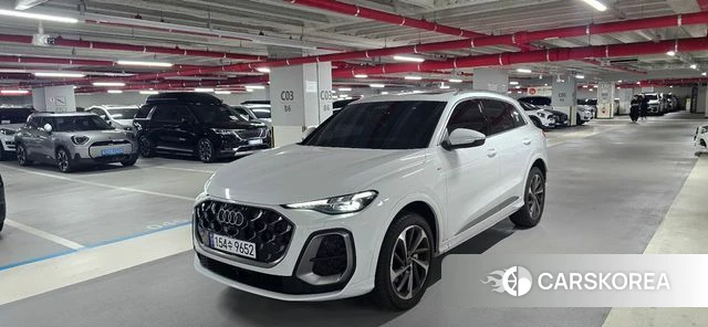 Audi Q5 (80A) 2025 Белый из Кореи