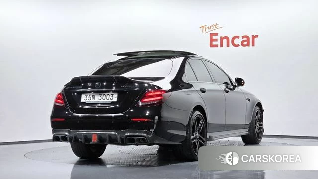 Mercedes-Benz E-Class W213 2018 Черный из Кореи