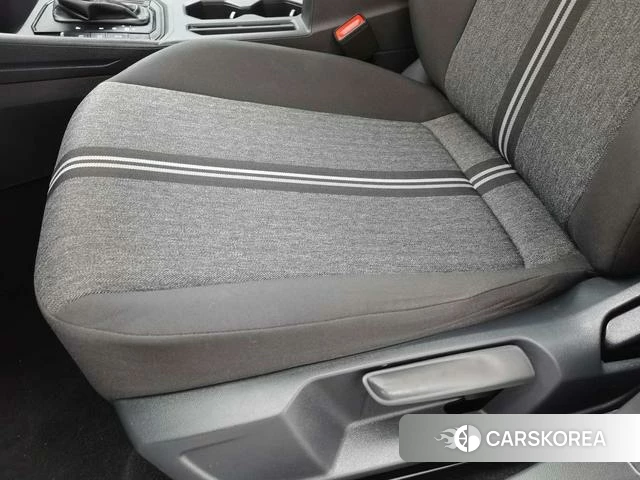 Volkswagen Lavida 2021 Серебристо-серый из Китая
