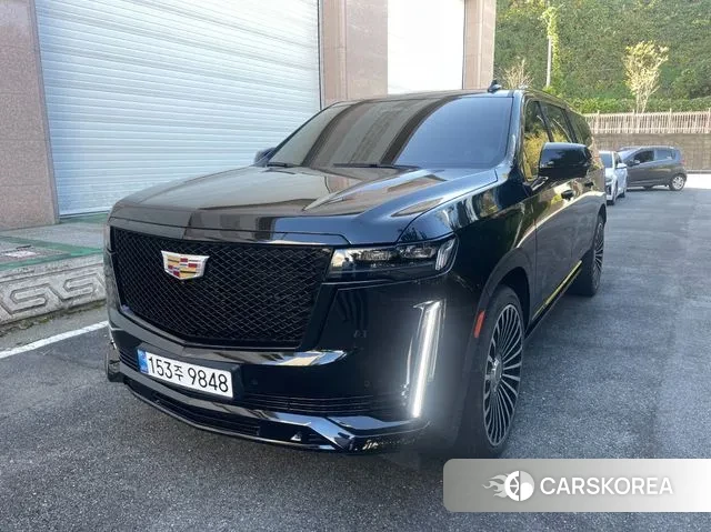 Cadillac Escalade 5th Generation 2023 Черный из Кореи