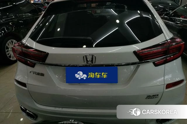 Honda Crown Road 2021 Белый из Китая