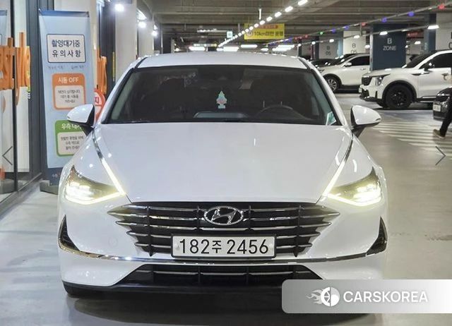 Hyundai Sonata (DN8) 2022 Белый из Кореи