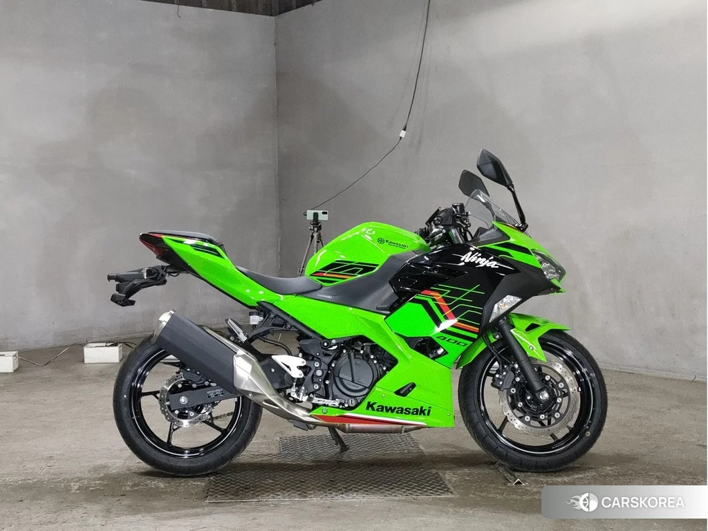 Проданный Kawasaki NINJA 400 2019 из Японии