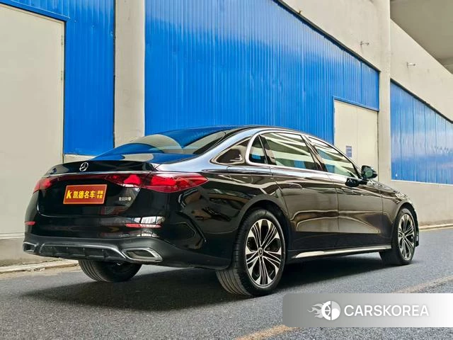 Mercedes-Benz E-class id 3908587 из Китая