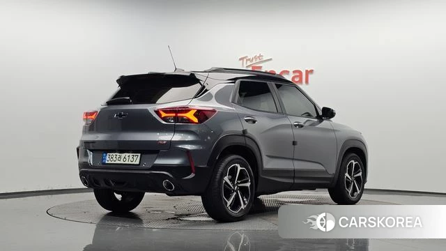 Chevrolet (GM Daewoo) Trailblazer 2021 Серый из Кореи