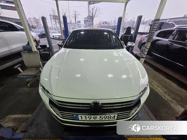 Volkswagen Arteon 2019 Белый из Кореи