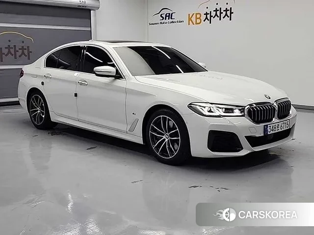 BMW 5 Series (G30) 2023 Белый из Кореи