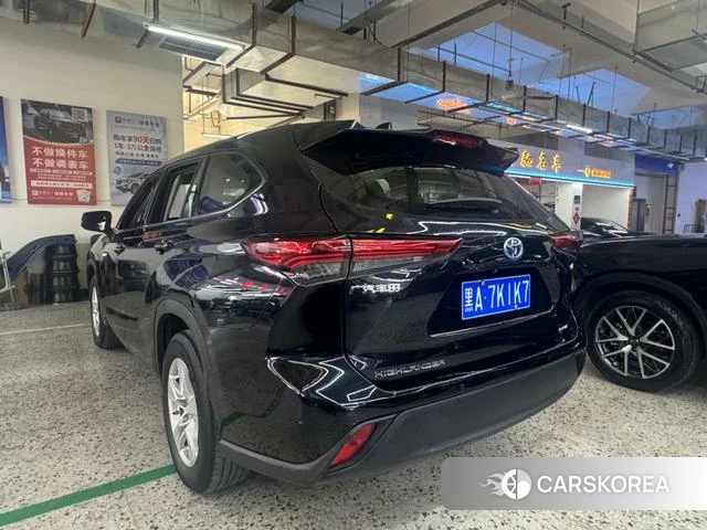 Toyota Highlander 2022 Черный из Китая