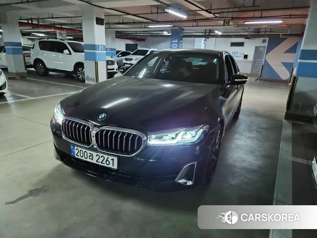 BMW 5 Series (G30) 2021 Черный из Кореи