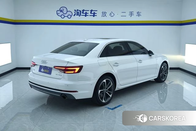 Audi A4L 2018 Белый из Китая