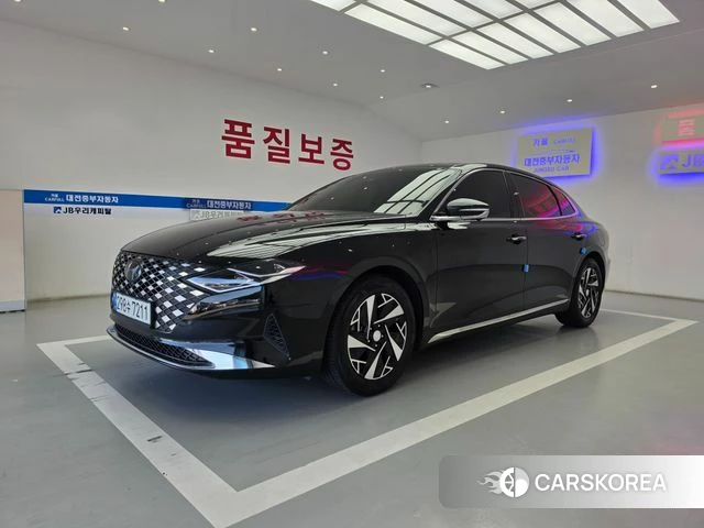 Hyundai The New Grandeur IG Hybrid 2022 Черный из Кореи