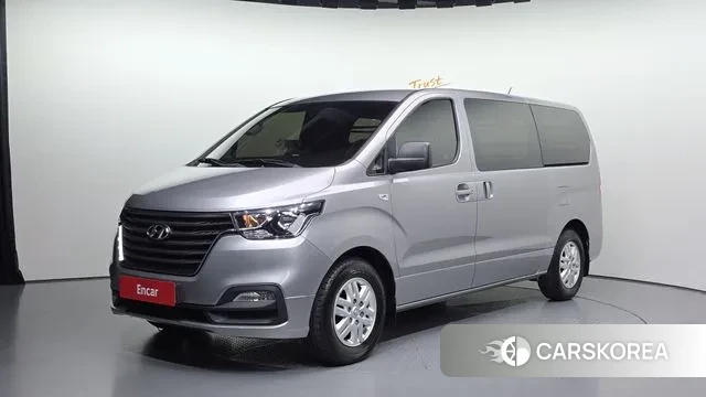 Hyundai The New Grand Starex 2019 Серебристо-серый из Кореи