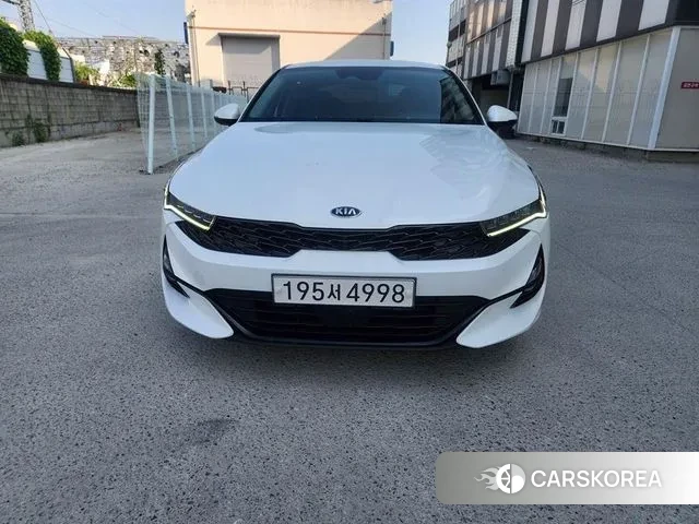 Kia K5 3rd generation 2021 Белый из Кореи