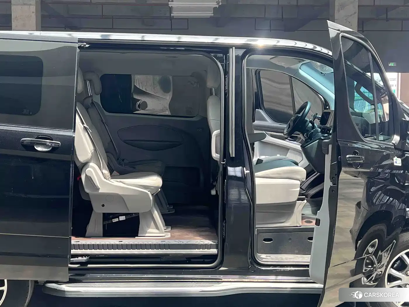 Ford Transit 2024 Черный из Китая