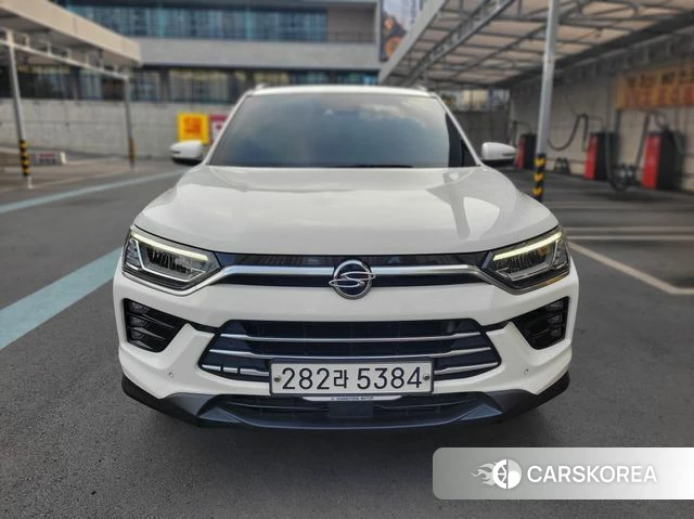 Ssangyong Beautiful Korando 2019 Белый из Кореи