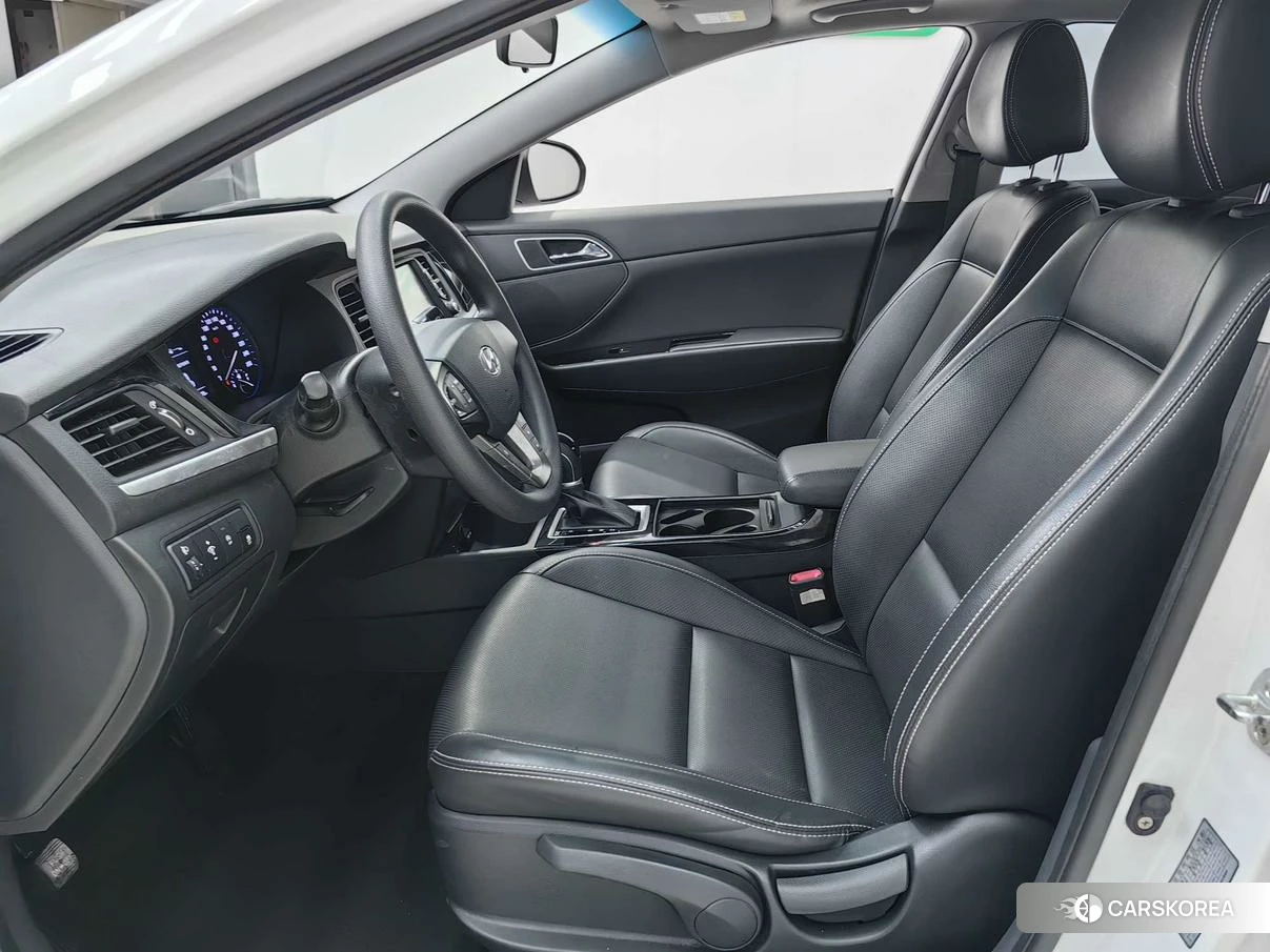 Hyundai Name picture 2019 Белый из Китая