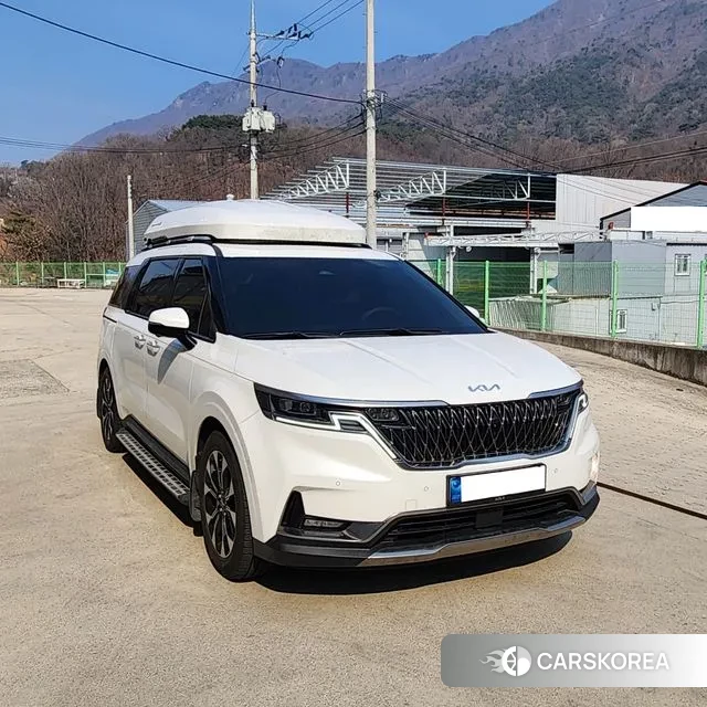 Kia Carnival 4th generation 2022 Белый из Кореи