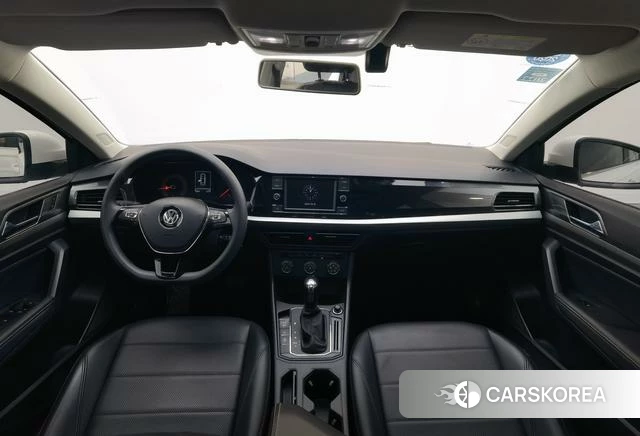 Volkswagen Lavida 2020 Белый из Китая