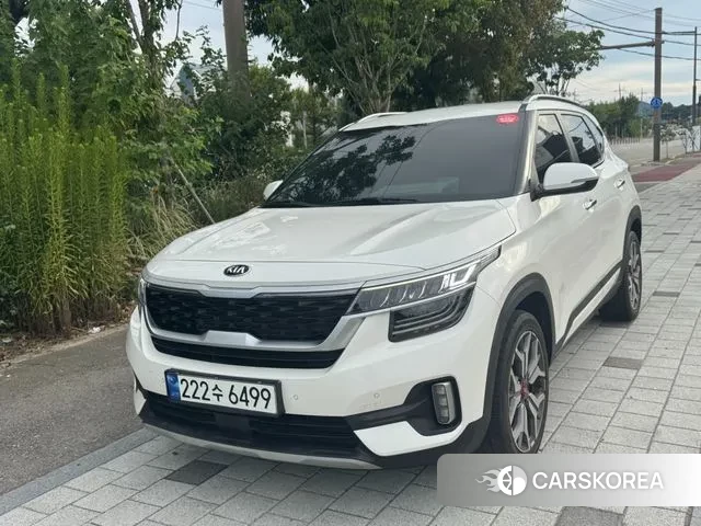 Kia Seltos 2020 Белый из Кореи