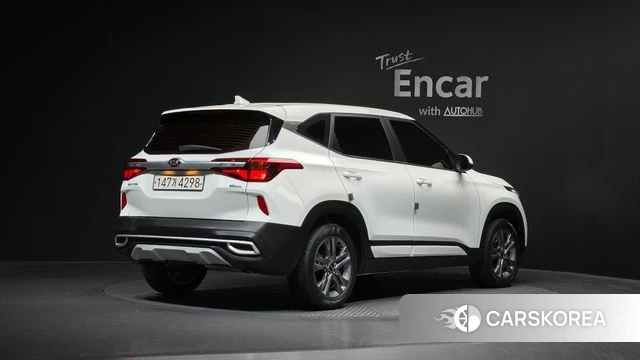 Kia Seltos 2020 Белый из Кореи