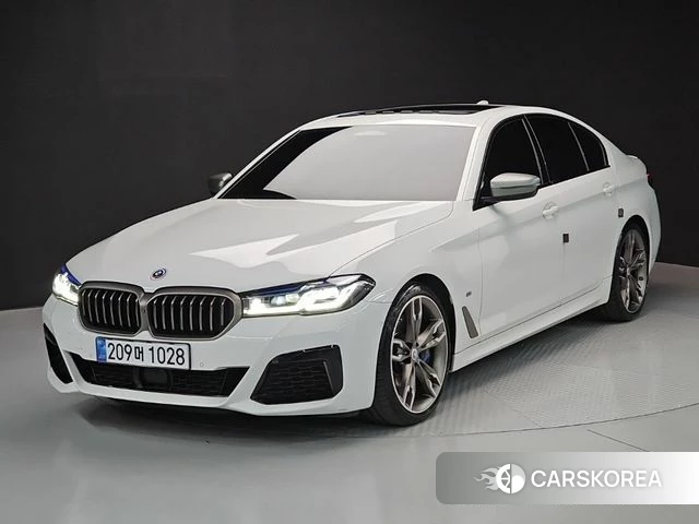 BMW 5 Series (G30) 2021 Белый из Кореи