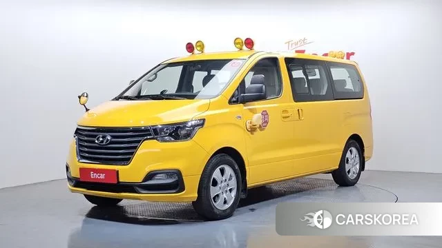 Hyundai The New Grand Starex 2019 Желтый из Кореи