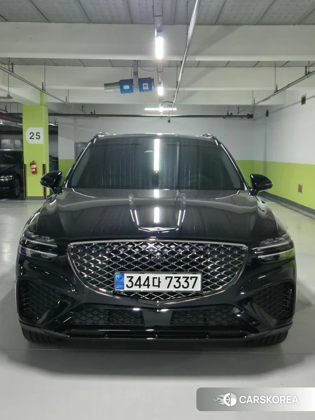 Genesis GV70 2024 Черный из Кореи