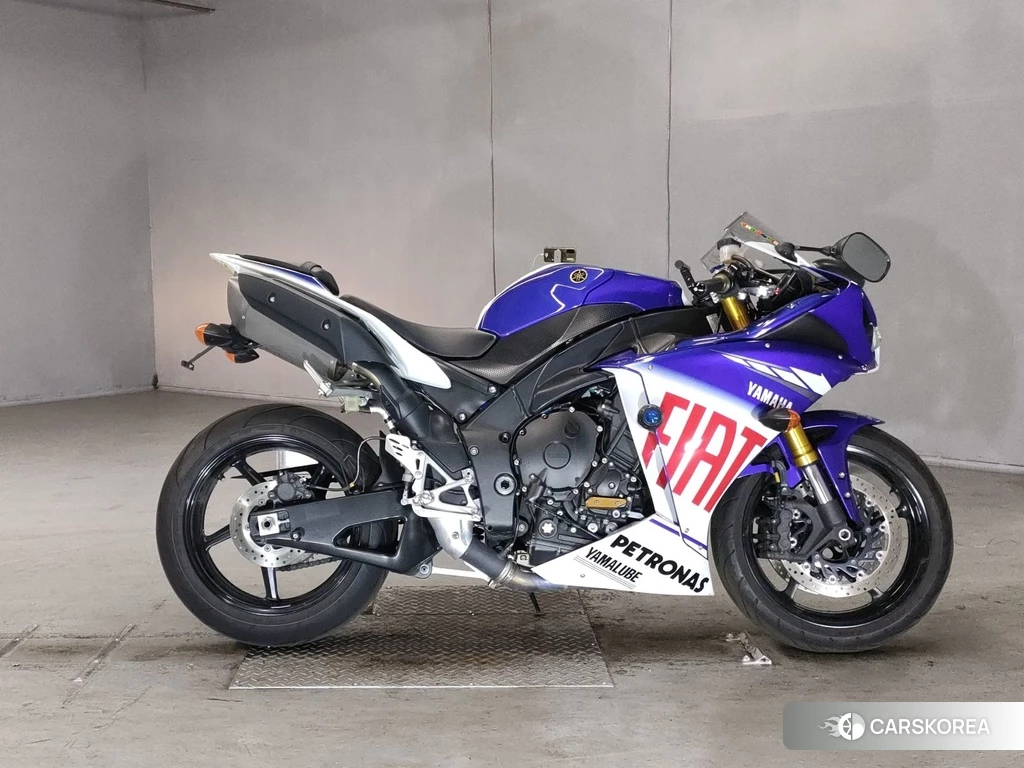 Проданный Yamaha YZF-R1 2013 из Японии, фото 2