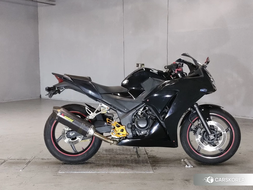 Проданный Honda CBR250R 2015 из Японии, фото 2