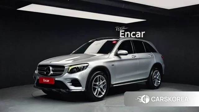 Mercedes-Benz GLC-Class X253 2019 Серебристо-серый из Кореи