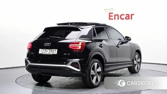 Audi Q2 2023 Черный из Кореи