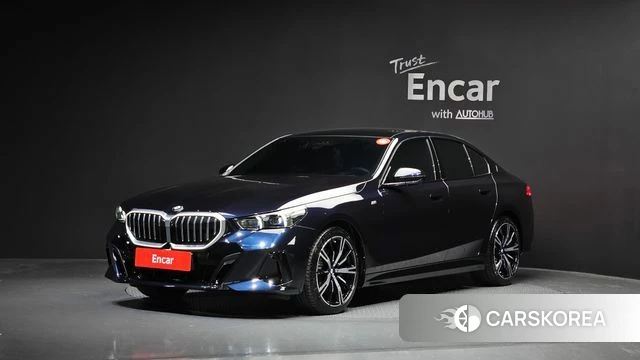 BMW 5 Series (G60) 2024 Черный из Кореи